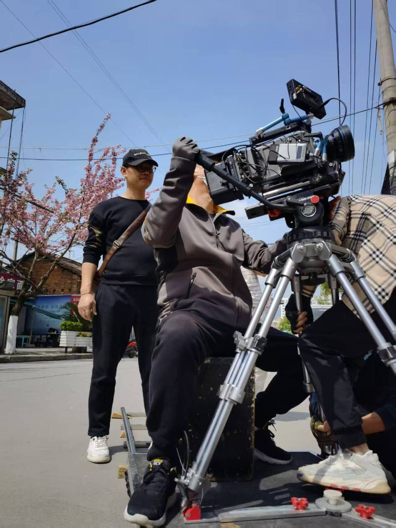 莲都区广告片拍摄：快消品牌爆款之选，网感内容适配社媒传播！